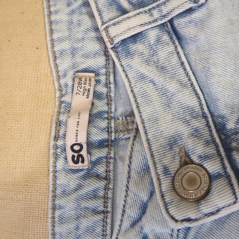 So good for life high rise mom jeans size 7/28 light blue
